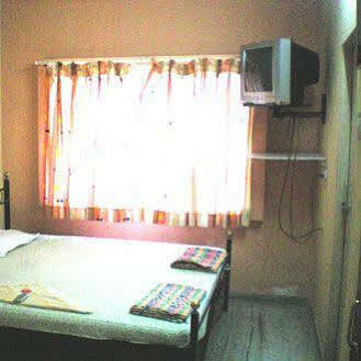 Hotel Status 那格浦尔 外观 照片